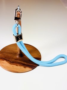 Hochwertiger Garnhalter GH03